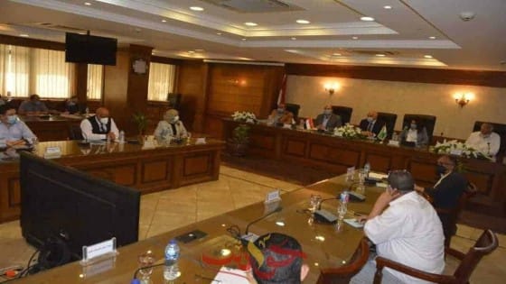 محافظ الجيزة يشدد علي تقديم الخدمات الطبيه للمرضي .. ويطالب بتفعيل دور المجتمع المدنى لمواجهة جائحة كورونا