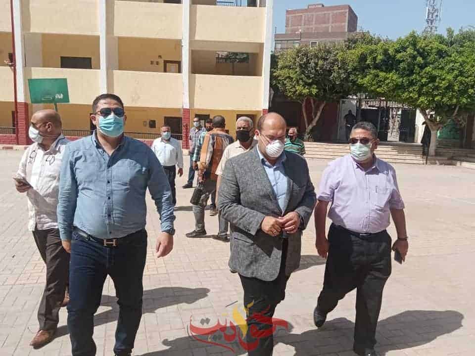 نائب محافظ الجيزة يتفقد الاستعدادات النهائية لمارثون الثانوية العامه بالعمرانية وبولاق الدكرور والوراق