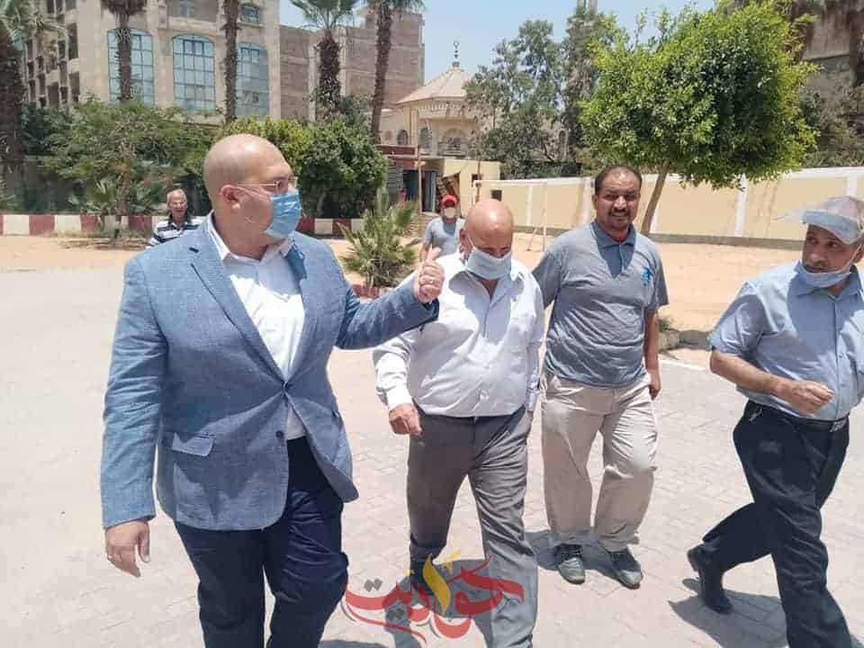 خلال جولته بالبدرشين .. نائب محافظ الجيزة يتفقد لجان الثانويه العامه ويشدد على التعامل بهدوء مع الطلاب