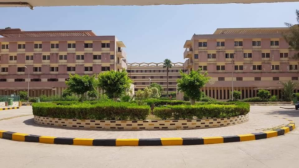 محافظ الجيزة: يتفقد مدينة الطلبة بالعجوزة ويوجه باستكمال الأعمال