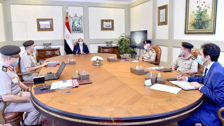 السيسى: يوجه بمراعاة توفير كافة الخدمات للمواطنين .. إشراك الخبرات السياحية من القطاع الخاص للمساهمة في تقديم الأفكار الخاصة بالتنسيق الحضاري لمدينة الجلاله