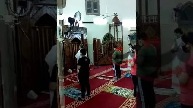 شاهد .. أول صلاة فجر من مسجد الرضا بالحوامدية فى محافظة الجيزة بعد رفع الحظر