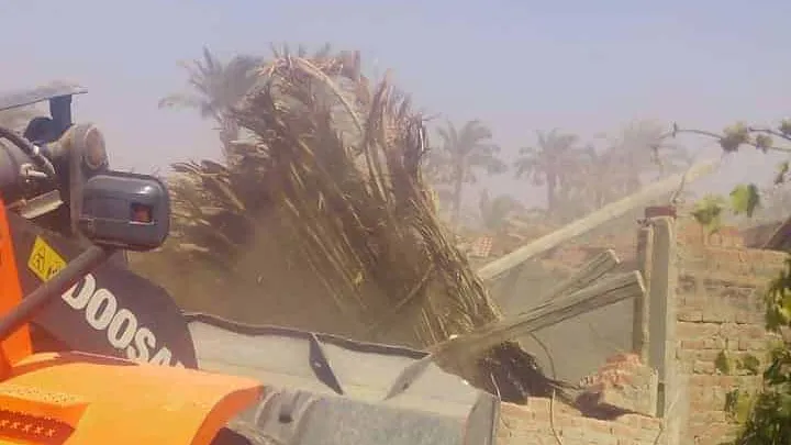 بقيادة حنا .. رى الجيزة تزيل 15 حالة تعدى على أملاك الرى بالعياط