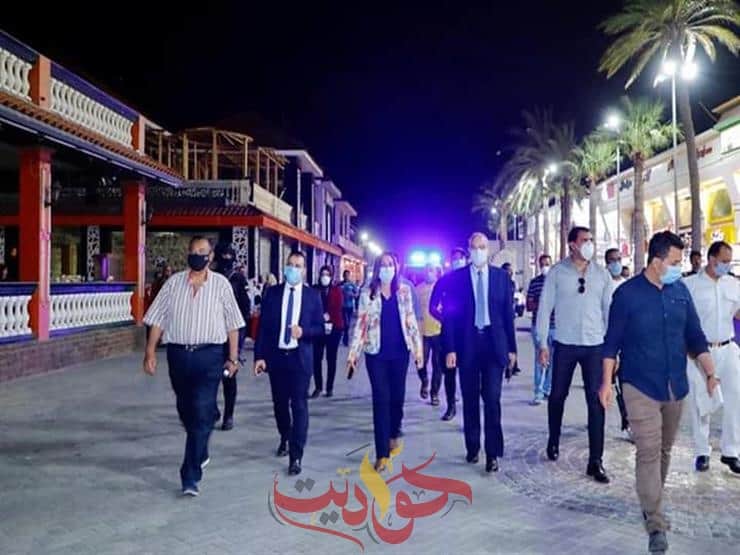 جولة محافظ بالمقاهى والمطاعم