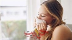 إحذر .. شم الملابس الجديدة ينقل كورونا