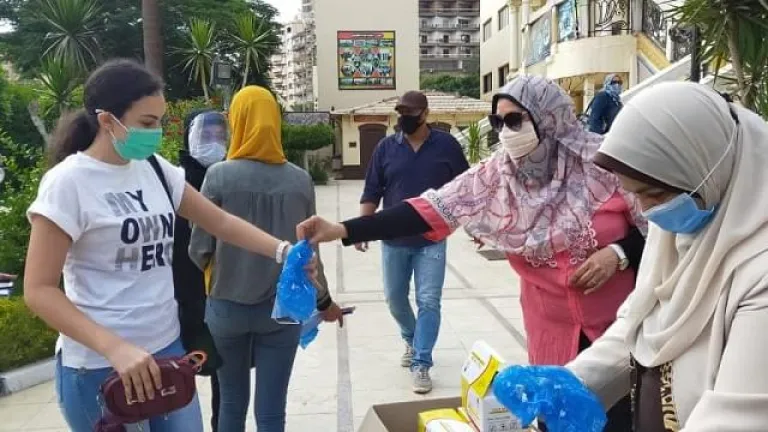 طلاب الثانوية العامة شعبة علمى رياضيات يؤدون اليوم امتحان الديناميكا