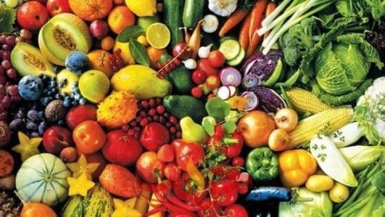 بمناسبة اقتراب شهر رمضان .. ارتفاع أسعار الخضروات والفاكهة بالأسواق .. الحكومة توضح حقيقة الامر