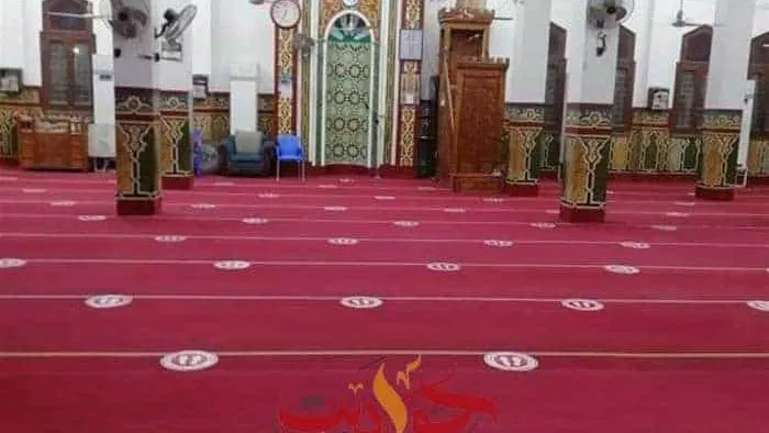 إبتداء من فجر غد: فتح مساجد الجمهورية .. شاهد علامات التباعد بين المصلين