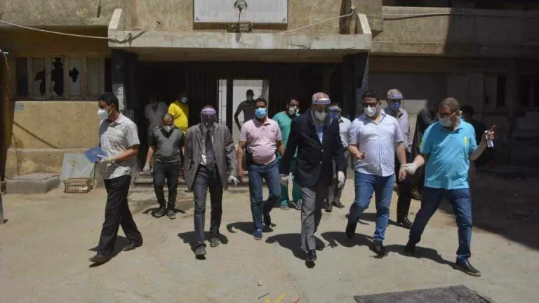 محافظ الجيزة: يتفقد مستشفى أم المصريين .. عقوبات رادعه ضد أي مسئول يتقاعس عن أداء عمله وواجبه