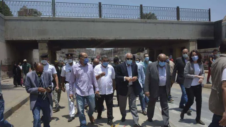 لهذه الأسباب .. محافظ الجيزة يأمر بنقل موقف السيرفيس بطريق بشتيل