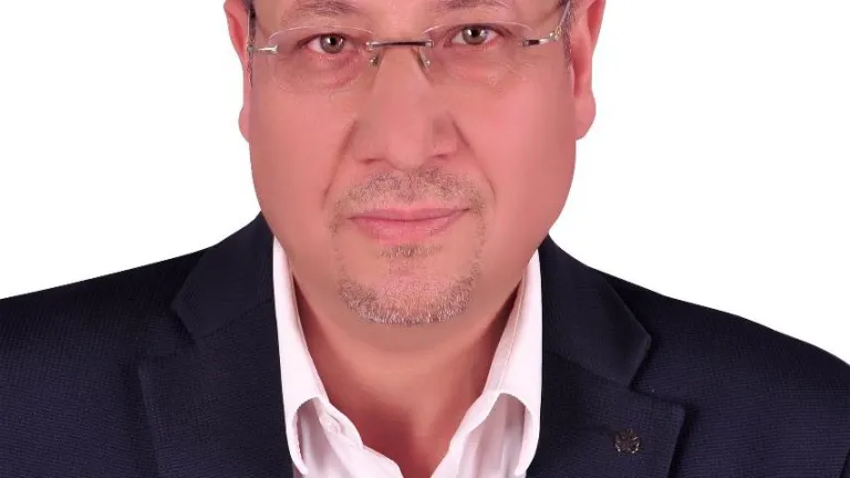 عمرو عكاشة : أولى اهتماماتى السعى لحل مشاكل الصف وأطفيح بالتعاون مع الحزب
