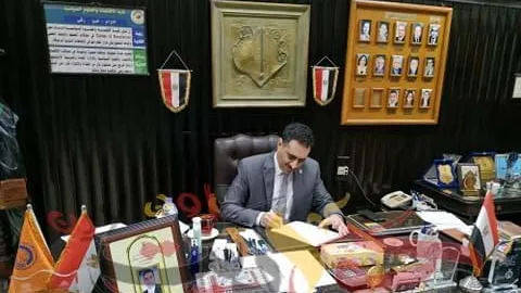 فى ظل جائحه كورونا .. ركود تام فى الاسواق هل يمكن إنعاشها خلال الفترة القادمة .. عميد كلية الاقتصاد والعلوم السياسية يجيب