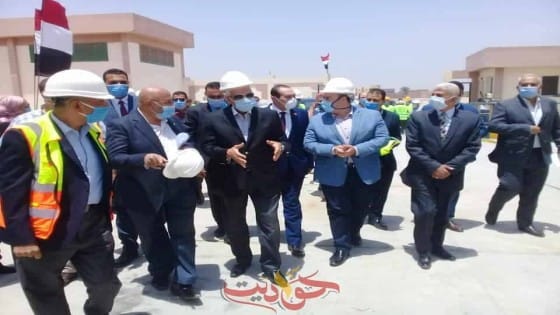 خلال جولته بالصف .. محافظ الجيزة يشدد على الانتهاء من مشروع الصرف الصحى