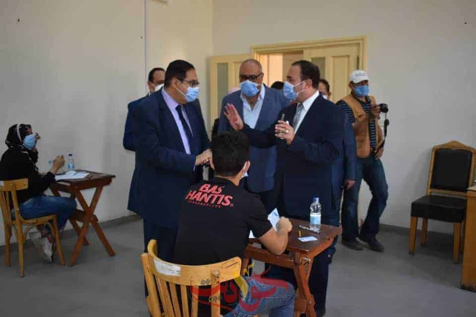 بالصور..عميد زراعة القاهرة يكشف لـ “حواديت أون لاين” كيف تم الاستعداد لامتحانات نهاية العام فى زمن الكورونا