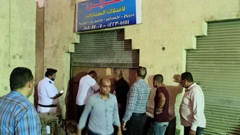 لعدم جديتهم والتزامهم .. سحب محلات من شباب الخرجين بالمنيب وام المصريين بمحافظة الجيزة