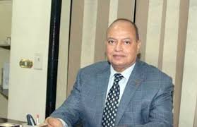 زجاجات المياه وحفاضات الاطفال فيها سم قاتل..سعد: تحتوى على مادة الفثالات السامة والمؤثرة على الكبد والكلى..عزالعرب:تسبب سرطان الكبد..أبوحليمة : تسبب العقم وتشوه الاجنة وسرطان الثدى..نويصر: ربو شعبى واورام بالرئة