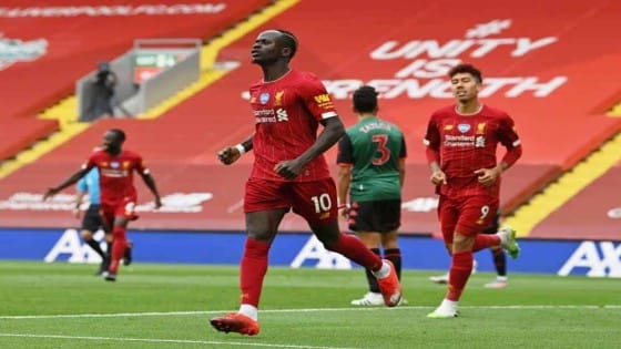 ليفربول يحافظ على سجله المثالي بملعبه بثنائية في مرمى أستون فيلا