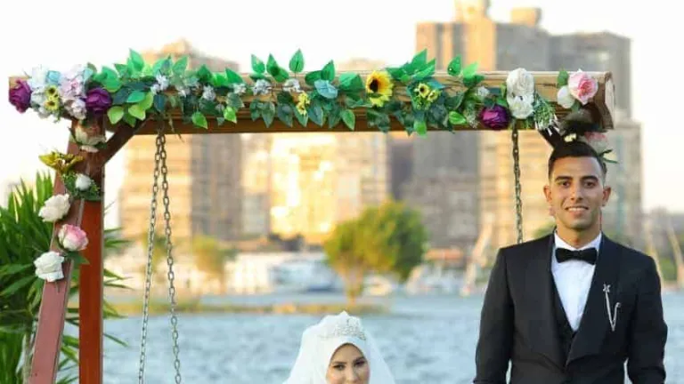 ألف مبروك الزفاف السعيد .. الكابتن هشام رأفت الشرابى والانسة أيه محمد