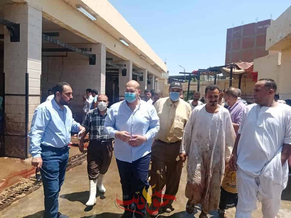 فى  ثاني أيام العيد .. الشهابى يلتقى بالمواطنين داخل مجزر أوسيم ويتفقد مستودع الغاز