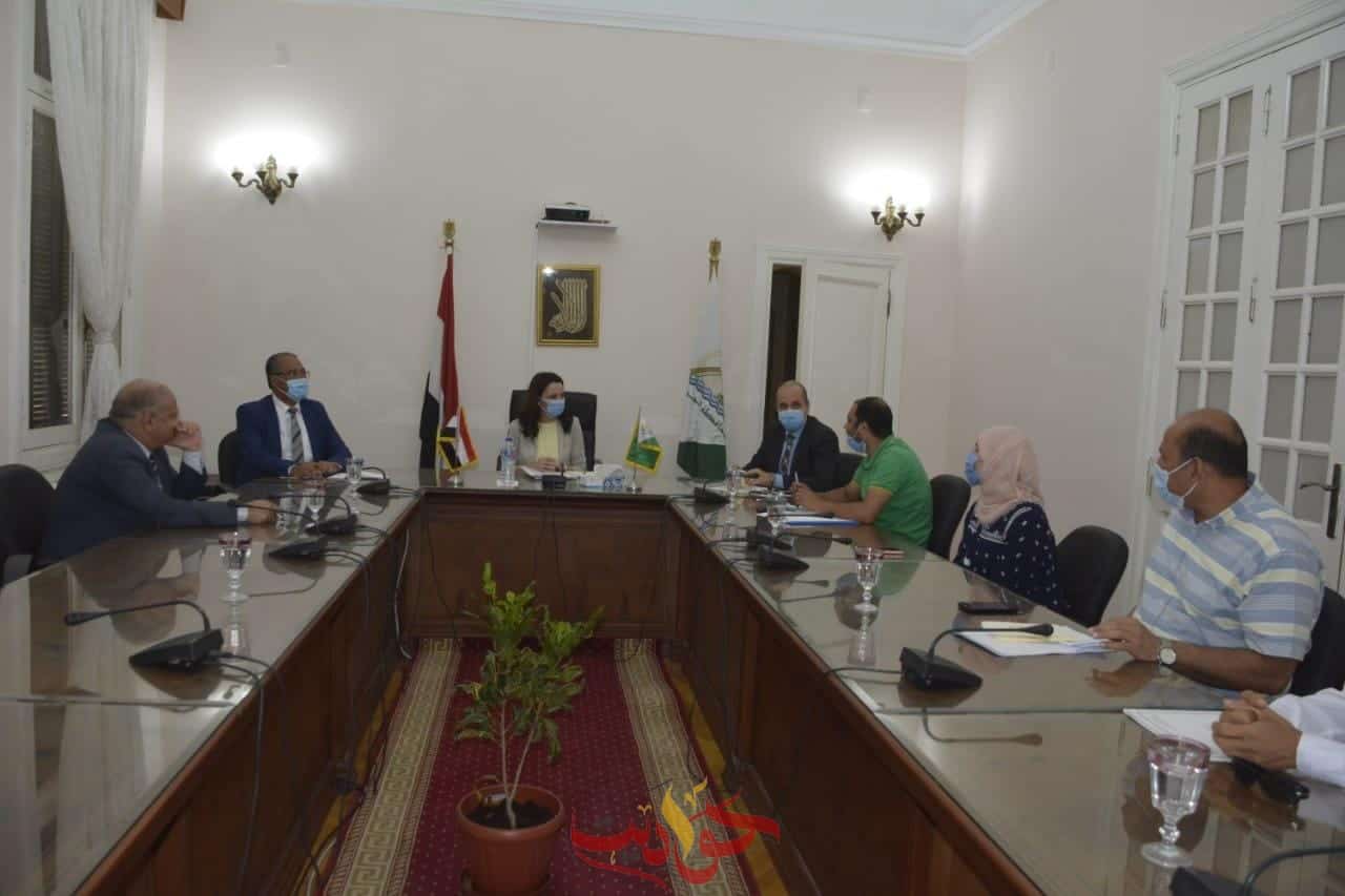 لهذه الأسباب .. نائبة محافظ الجيزة تجتمع بصندوق تطوير العشوائيات