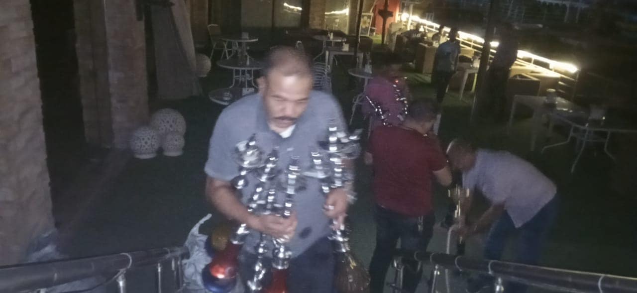 حملة مسائية بحى جنوب .. تسفر عن ضبط كافيه سما لبنان يقدم الشيشه للمواطنين