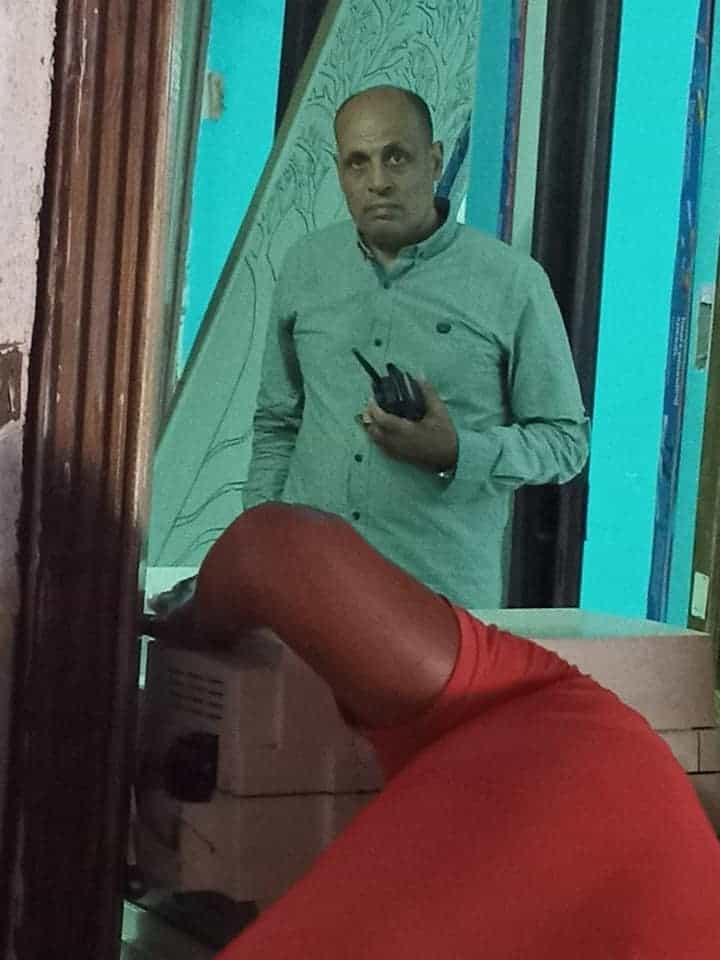 شاهد بالصور .. تشميع سنتر تعليمى بميدان التروللى فى إمبابة