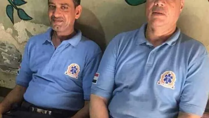 مسعفان بجنوب الجيزة ينقذان مصاب بحادث..ويعثران على 6 كيلو ذهب و10 الاف جنيه بسيارته فيسلماها لأهله