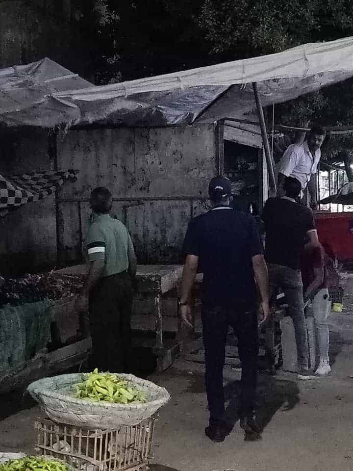 مجلس مدينة الصف يشن حملة ليلية لرفع الاشغالات والمخالفات من شوارع المدينة