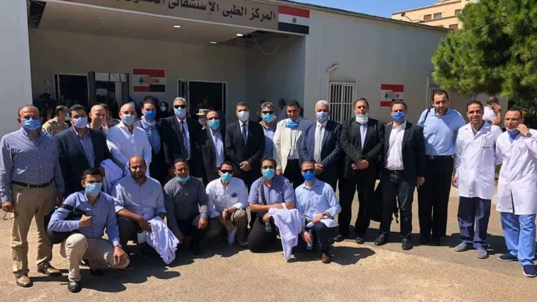 الخشت: مشاركة 8 أطباء من أساتذة طب قصر العيني بالفريق الطبي المصري لتقديم الدعم للشعب اللبناني