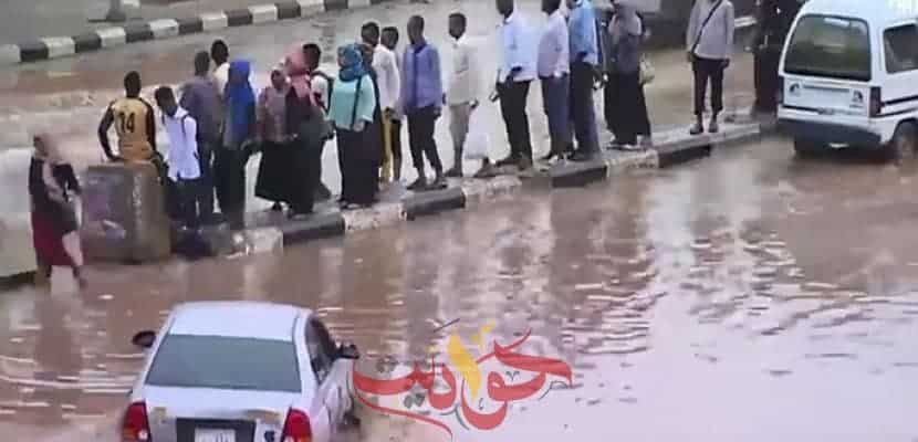 الخرطوم تغرق فى السيول ووالِيها يعقد اجتماعاً طارئاً