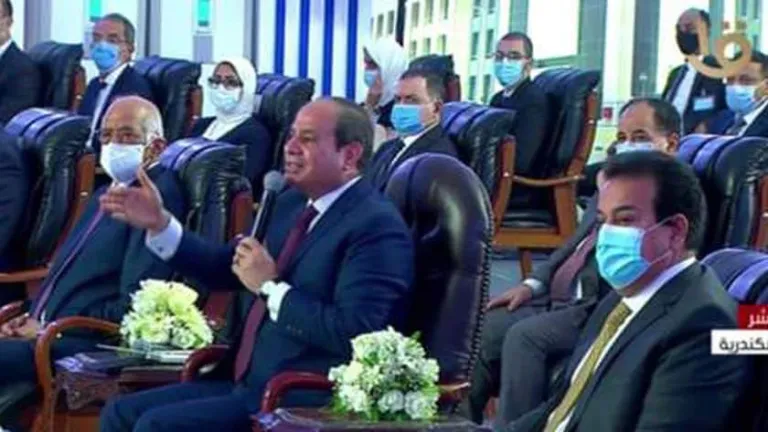 السيسي: اصحاب الشر عاوزين يدمرونا .. لكن ربنا مش عاوز قال مصر لا