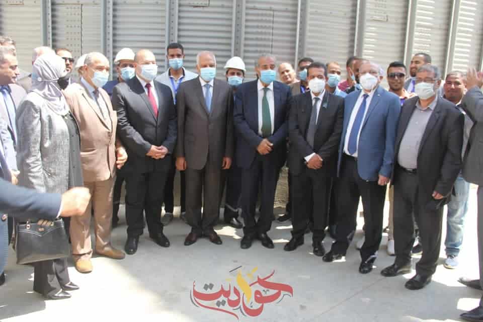 شاهد بالصور .. وزير التموين ومحافظ الجيزة يتفقدان صومعة بني سلامة بمنشأة القناطر