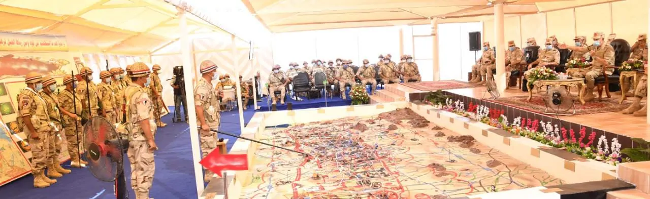 رئيس أركان حرب القوات المسلحة يشهد المرحلة الرئيسية لمشروع "فتح - 41"