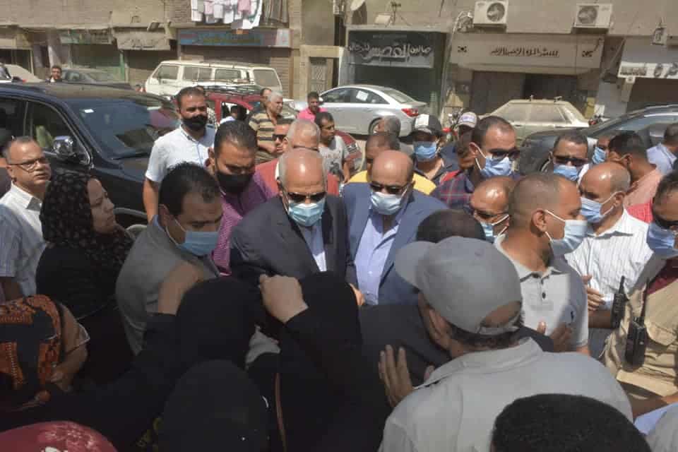 محافظ الجيزة يتفقد المراكز التكنولوجية بالهرم والعمرانية والطالبية .. يتحاور مع المواطنين للرد على استفساراتهم .. تعرف على تفاصيل الجولة