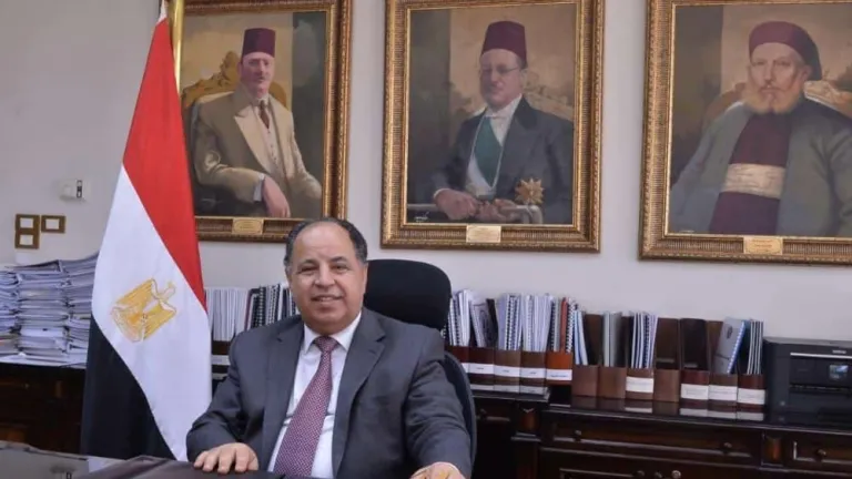 «المالية»: تسهيل سداد مستحقات المتعاملين مع «هيئتي الدواء والشراء الموحد»