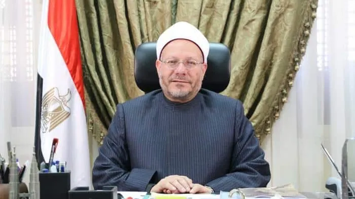 رسم الزوجة  "التاتو" تزيّنا للزوج حلال أم حرام .. مفتى الديار يجيب
