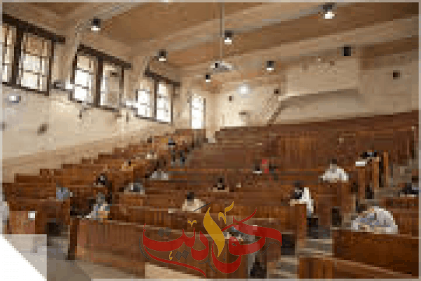 وسط إجراءات احترازية مشددة .. جامعة القاهرة تواصل امتحانات الدراسات العليا بالكليات