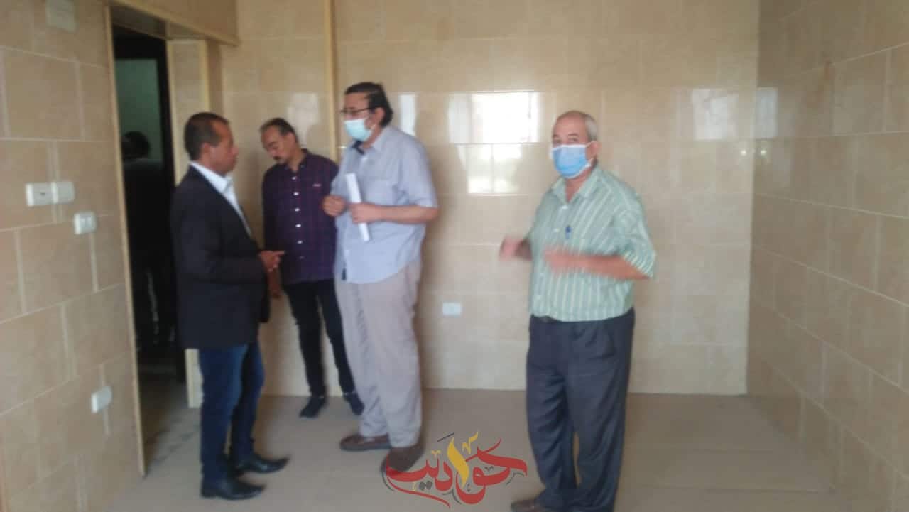 رئيس مركز ومدينة البدرشين .. يُحيل 10 موظفين وعمال للتحقيق فى أول جولة له بعد توليه منصبه