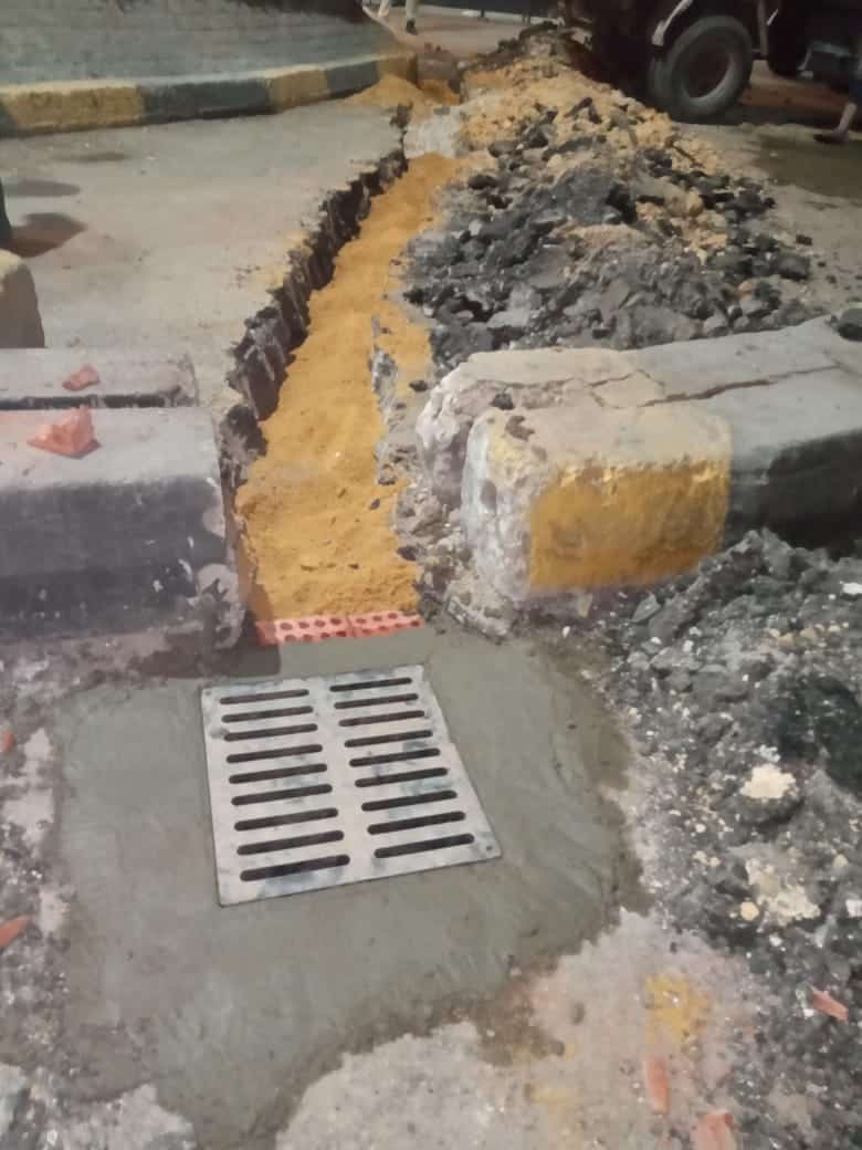 استعداداً لفصل الشتاء .. حى جنوب الجيزة تركيب بلاعات الامطار بهذه المناطق .. الإنتهاء من مشكله الصرف الصحي بشارع المحطه .. سرقة صفايات الامطار بنفق النهضة وتركيب بدلا منها