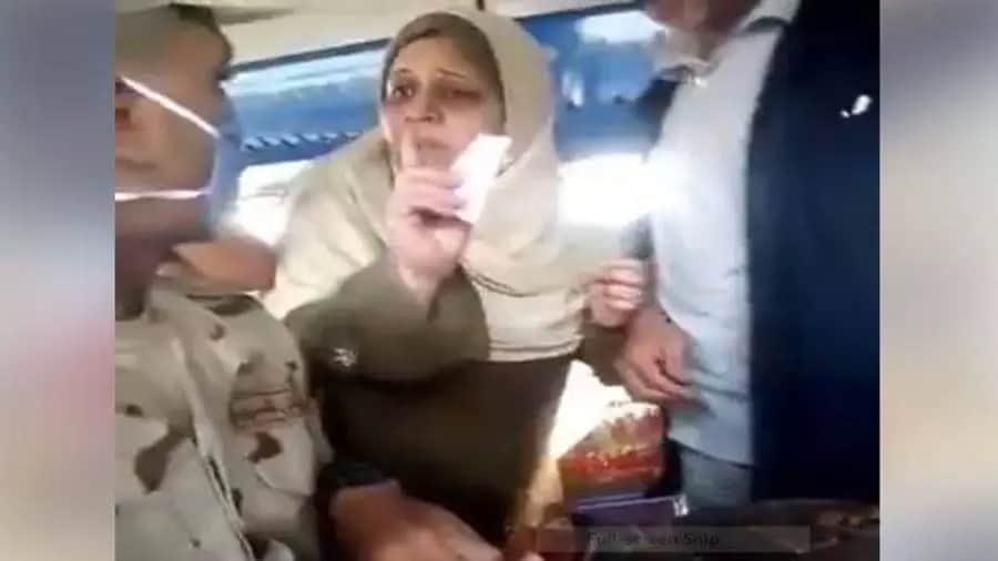 سيدة القطار