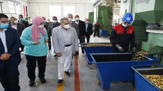 فى أول جولة له منذ تولية حقيبة وزارة  “الإنتاج الحربي” .. “مرسى” يتفقد شركة أبو زعبل للصناعات المتخصصة