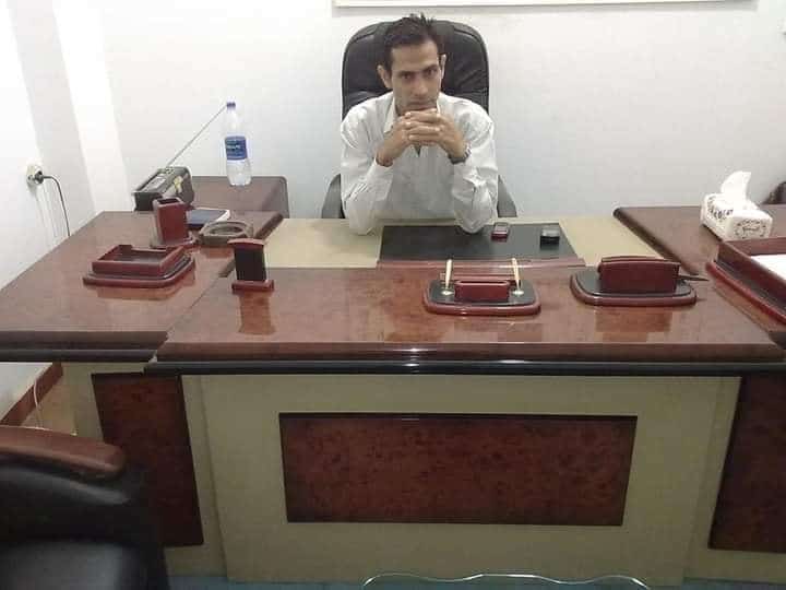 وليد سلام يهنئ الدكتور زياد عكاشة لحصوله على الماجستير فى "التخطيط للتنمية المستدامة" من جامعة القاهرة