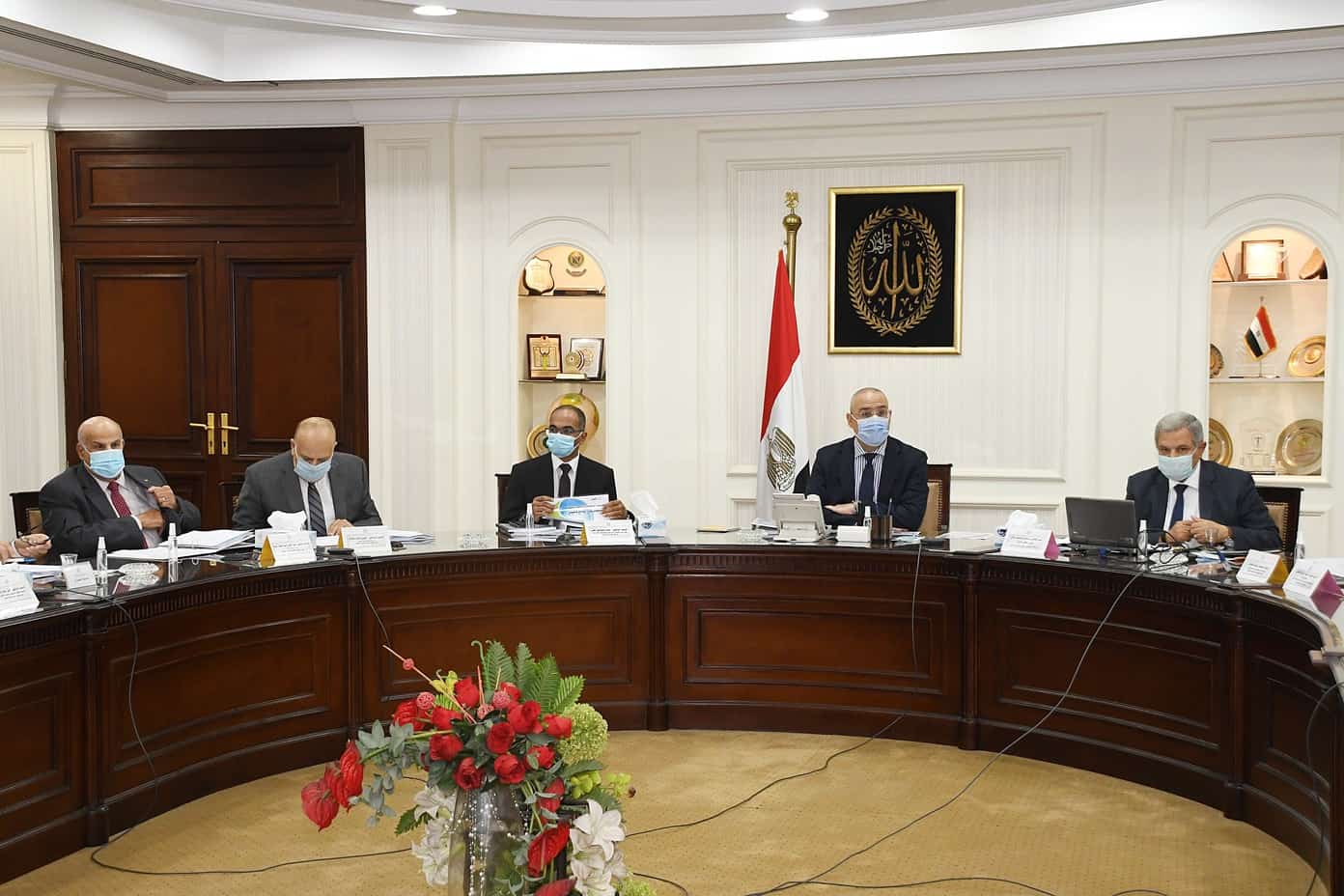 لمنع التكدس بمراكز خدمة العملاء .. الجزار: إطلاق البوابة الإلكترونية لمياه الشرب والصرف الصحي لتقديم الخدمات للمواطنين