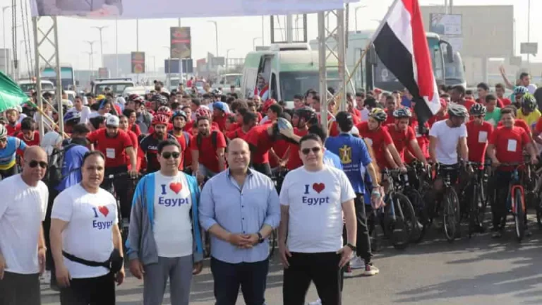 احتفالاً بانتصارات اكتوبر .. الشهابى يقود ماراثون الدراجات بمدينة ٦ أكتوبر