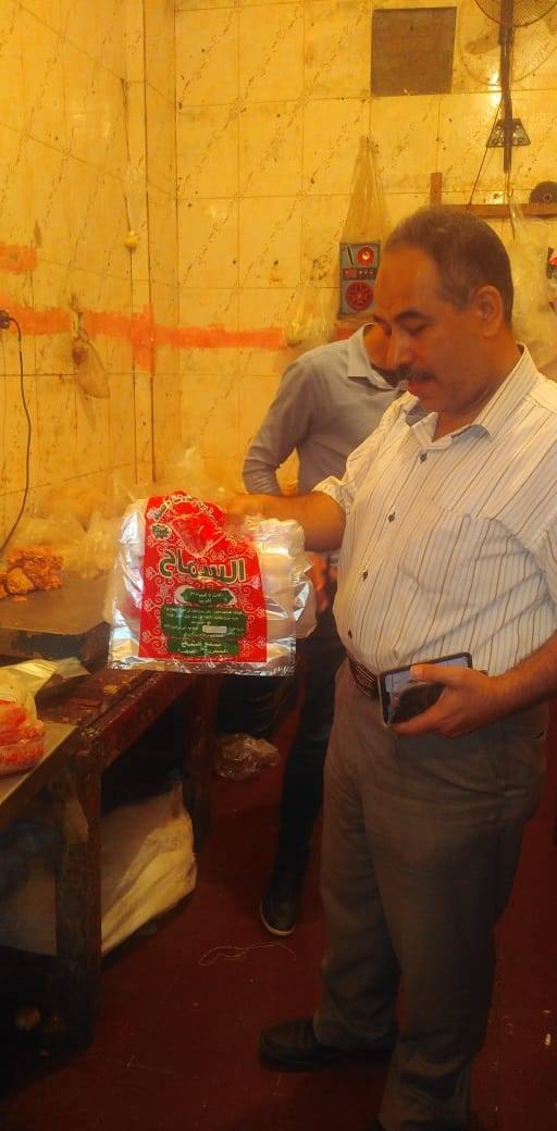 شاهد بالصور.. ضبط 30 طن لحوم ودواجن ومشتقاتهم وكبده غير صالحه للاستهلاك الادمى بالجيزة