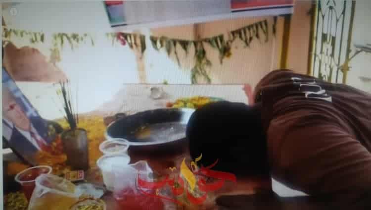 هندى يعبد ترامب ويشيد له معبداً