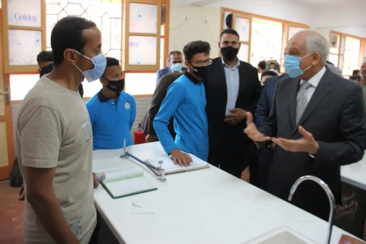 محافظ الجيزة يفتتح مدرستي الأبطال والزيدية الحديثة للتعليم الأساسي بأوسيم