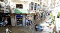 شاهد بالصور .. “رشيد” غرقت في مياه الأمطار