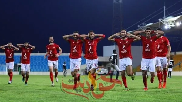 رسمياً للمرة الخامسة على التوالي .. الأهلي يتسلم درع الدورى رقم 42 .. لاعبوه يحتفلون على ملعب السلام