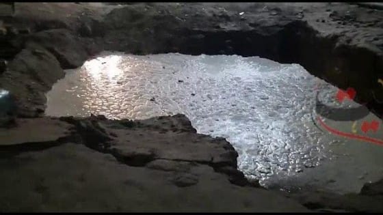 شاهد بالفيديو .. هبوط أرضى بقطر 10 متر فى عمق 4 متر بعرب الساحة فى الحوامدية